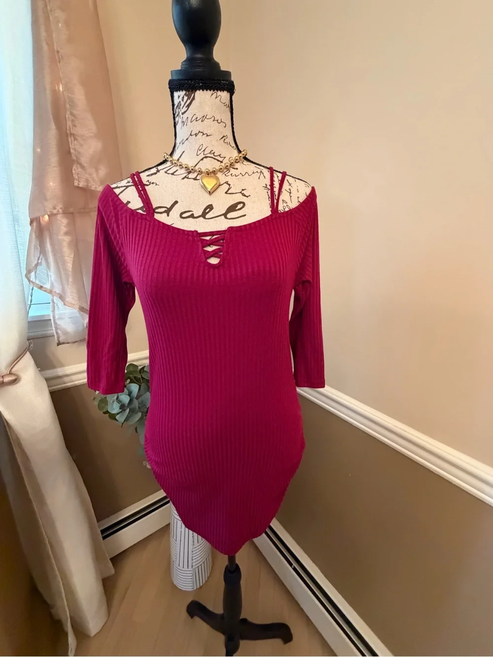 Suzy Shier wine Ribbed Lace-Up Top Side Ruched Tunic M - Picture 1 of 7